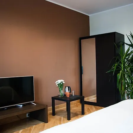 Nocleg ze śniadaniem Okay House 2*